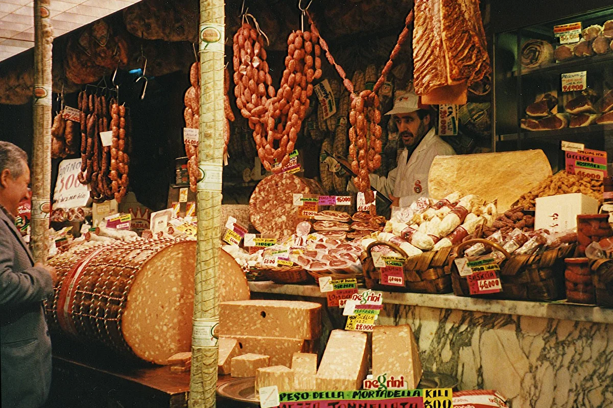 Mercato delle Erbe: The Covered Hall That Never Stopped Being Real